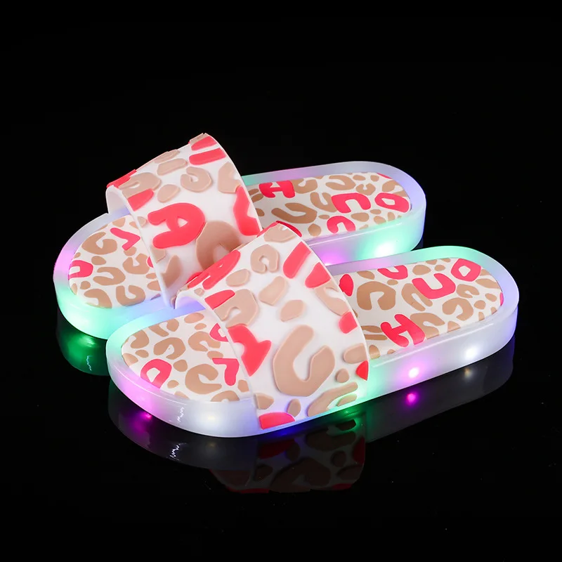 New Summer Children's LED Slippers for Boys Girls PVC Non-slip Rainbow Beach Sandals Kids Home Bathroom Flip Flops Kids Slippers, Customized color
New Summer Children's LED Slippers for Boys Girls PVC Non-slip Rainbow Beach Sandals Kids Home Bathroom Flip Flops Kids Slippers, Customized color