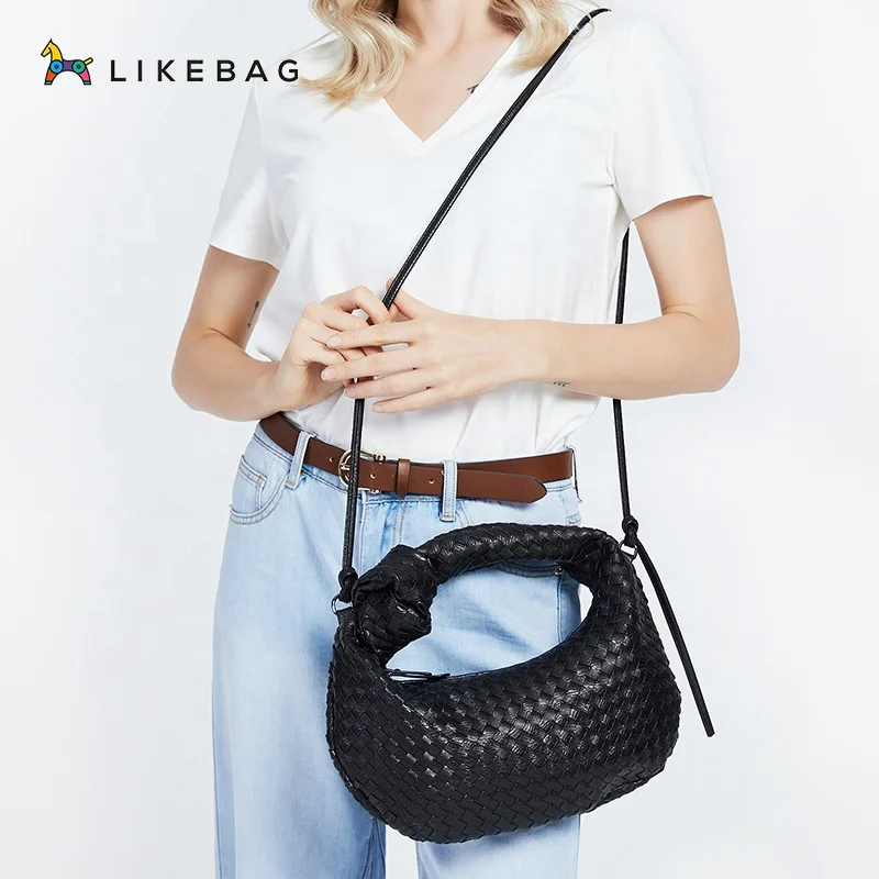 LIKEBAG new hot-selling fashion casual handbag handmade and woven for work and shopping
LIKEBAG new hot-selling fashion casual handbag handmade and woven for work and shopping