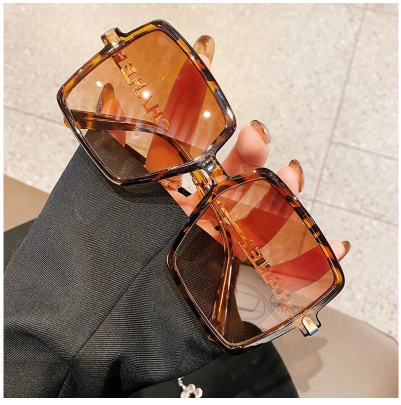 2022 Fashion Brand Designer Square Sun Glasses Frame Vintage women Custom Logo sunglasses
2022 Fashion Brand Designer Square Sun Glasses Frame Vintage women Custom Logo sunglasses
