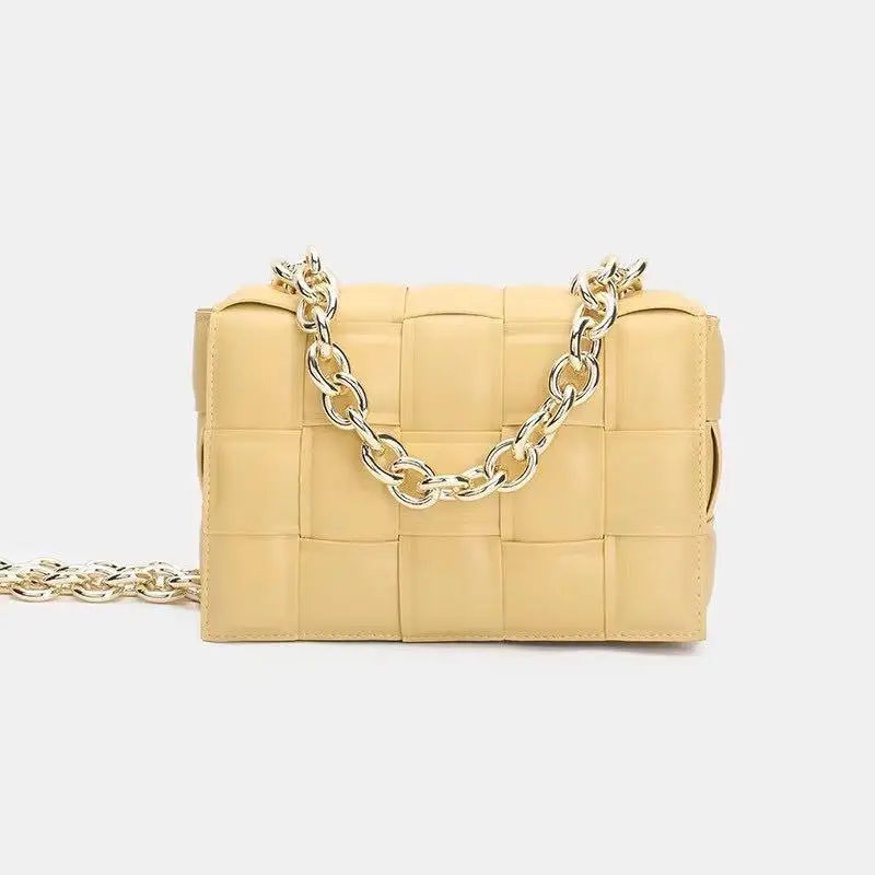 Hot sale trendy luxury women hand bags for wholesale woven sling bag with chain cassette padded crossbody women handbag new
Hot sale trendy luxury women hand bags for wholesale woven sling bag with chain cassette padded crossbody women handbag new