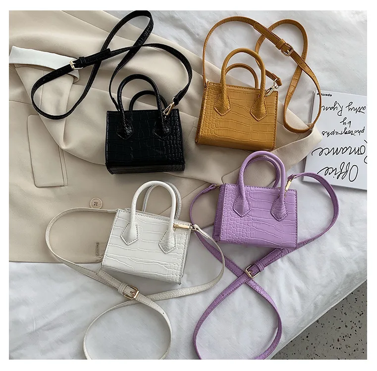 Women Hand Bag Crocodile Pattern Single Shoulder Armpit Bags Lady Travel Totes Alligator Totes, 4 colors
Women Hand Bag Crocodile Pattern Single Shoulder Armpit Bags Lady Travel Totes Alligator Totes, 4 colors