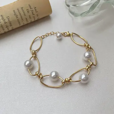 Fashionable 18k Real Gold Ovals Linked Chain Faux Pearls Bracelet Imitate Pearls O Shaped Link Bracelet
Fashionable 18k Real Gold Ovals Linked Chain Faux Pearls Bracelet Imitate Pearls O Shaped Link Bracelet