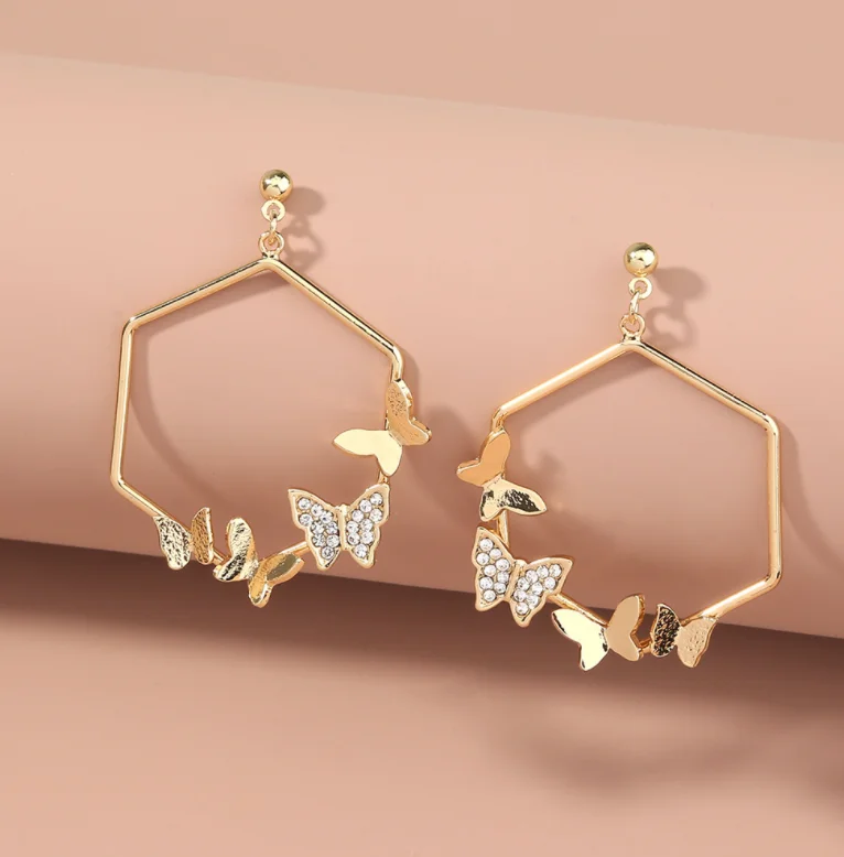 New Arrival Delicate 18k Gold Plated Butterfly Earrings Popular Trend Crystal Rhinestone Butterfly Earrings For Women
New Arrival Delicate 18k Gold Plated Butterfly Earrings Popular Trend Crystal Rhinestone Butterfly Earrings For Women