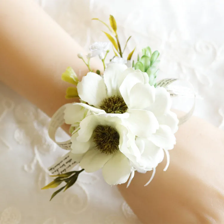Y-Q018 Bridal bride wedding white silk flower decoration bridesmaid wrist flower corsage for wedding party decoration
Y-Q018 Bridal bride wedding white silk flower decoration bridesmaid wrist flower corsage for wedding party decoration