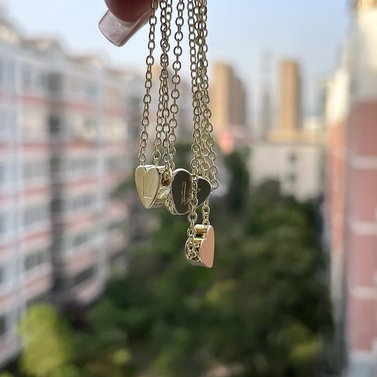 Wholesale Charm Women Gold Plated Chain Mini Heart Shape A-Z 26 Letters Initial Necklace Pendant Jewelry
Wholesale Charm Women Gold Plated Chain Mini Heart Shape A-Z 26 Letters Initial Necklace Pendant Jewelry