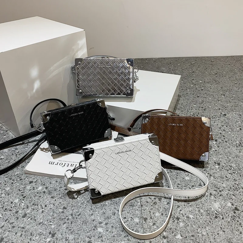 2022 wholesale new arrival designer clutch purse PU square shoulder bag women fashion weave Crossbody Bag, Black
2022 wholesale new arrival designer clutch purse PU square shoulder bag women fashion weave Crossbody Bag, Black