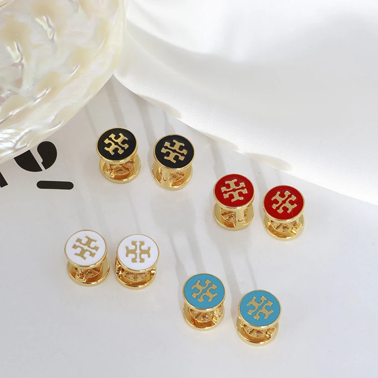 High-End Fashion 18k Double-Sided Enamel Earrings Diamond Round Letter T Earrings
High-End Fashion 18k Double-Sided Enamel Earrings Diamond Round Letter T Earrings