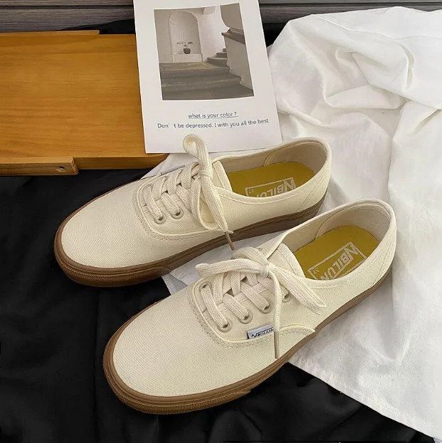 women shoes 2021 summer new fashion simple and versatile retro cream beige flat casual canvas trendy shoes
women shoes 2021 summer new fashion simple and versatile retro cream beige flat casual canvas trendy shoes
