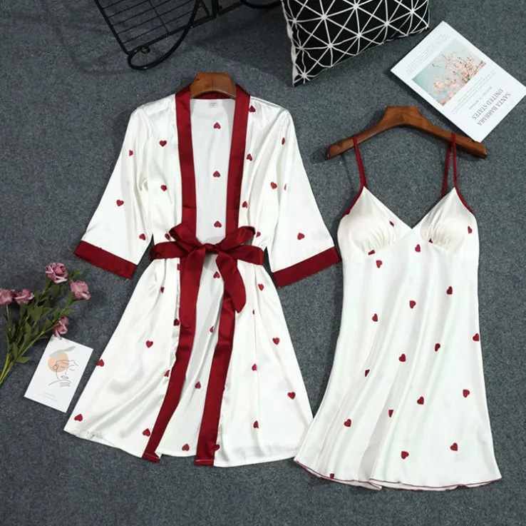 Sfy-Y47-51 Fashion design women night dress multiple printing silk women sleepwear two pcs robe and dress set
Sfy-Y47-51 Fashion design women night dress multiple printing silk women sleepwear two pcs robe and dress set