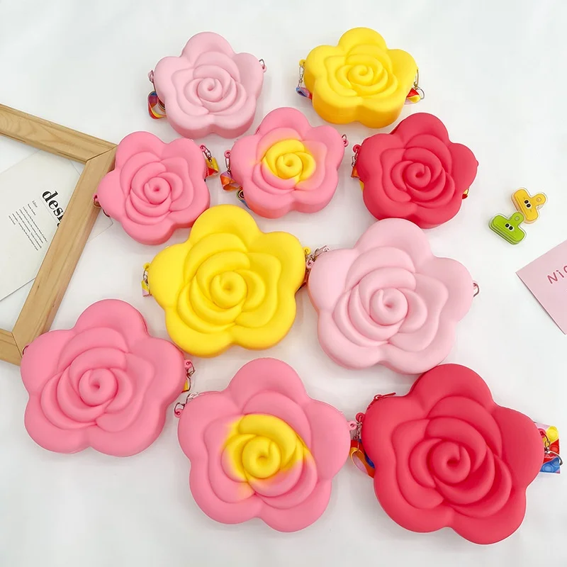 2022 Silicone Designer Bags Crossbody Shoulder Kid Jelly Small Jelly Handbag Drop shipping Flower Shape Purse Toddler Girls Bags
2022 Silicone Designer Bags Crossbody Shoulder Kid Jelly Small Jelly Handbag Drop shipping Flower Shape Purse Toddler Girls Bags
