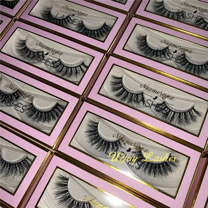 Customized lash box with window pink paper card eyelash package box, Natural black
Customized lash box with window pink paper card eyelash package box, Natural black