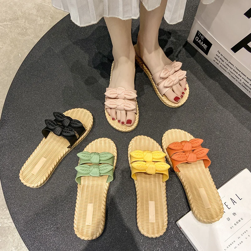 The 2021 Women Slippers Double Bow Design Ladies Slides High Quality Woman Sandls Tranparwnt with a Cheap Price, Green/black/pink/orange
The 2021 Women Slippers Double Bow Design Ladies Slides High Quality Woman Sandls Tranparwnt with a Cheap Price, Green/black/pink/orange