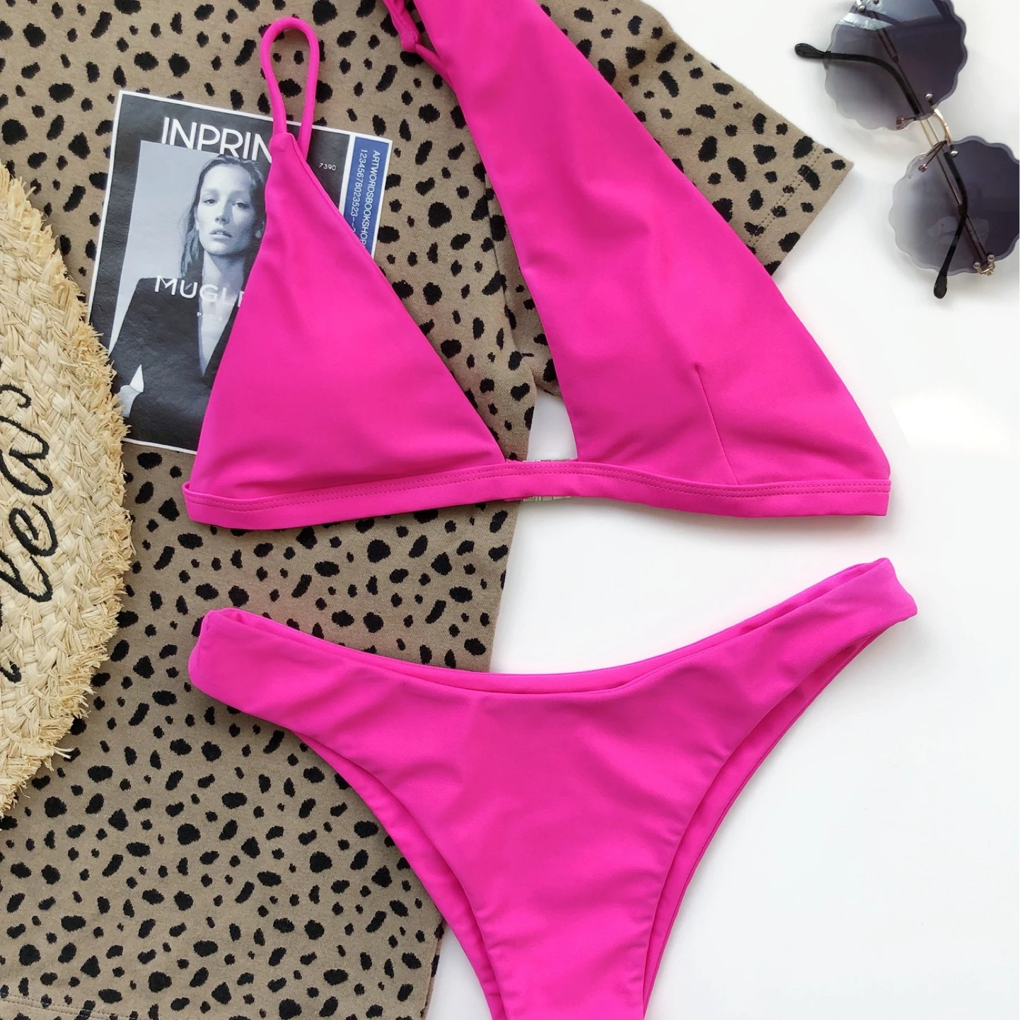 2021 hot style bikini one shoulder solid color swimsuit ladies beach swimwear
2021 hot style bikini one shoulder solid color swimsuit ladies beach swimwear