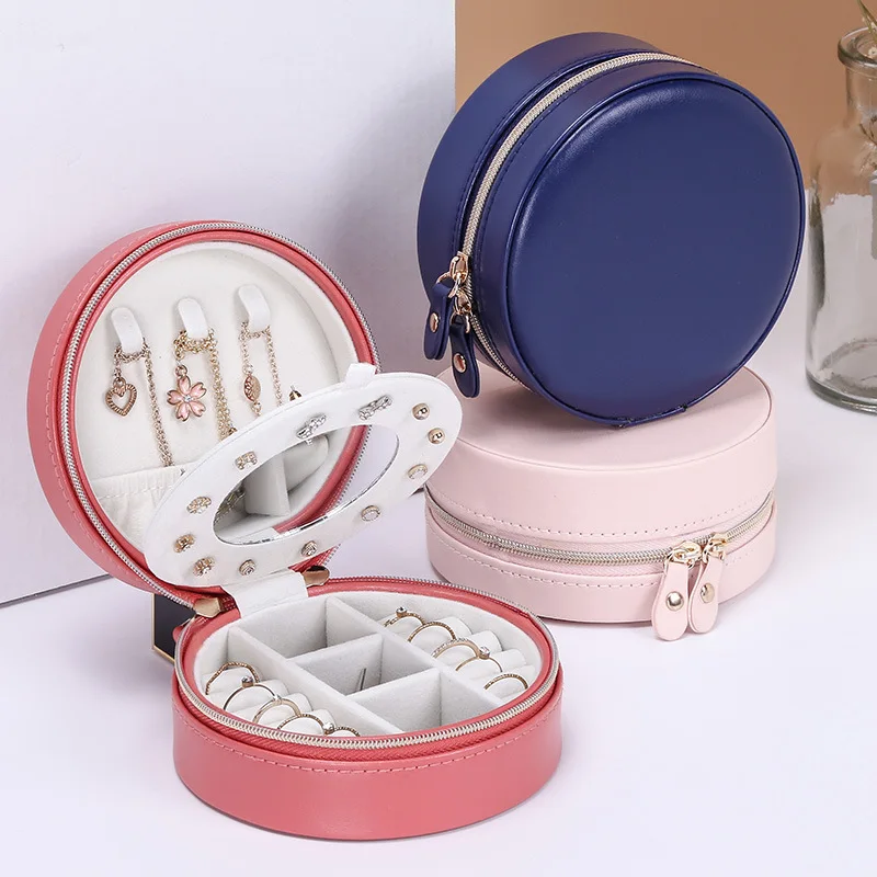 Custom Luxury PU Leather Velvet Travel Mini Colorful Pink Necklace Organizer Round Jewelry Box, Picture color
Custom Luxury PU Leather Velvet Travel Mini Colorful Pink Necklace Organizer Round Jewelry Box, Picture color