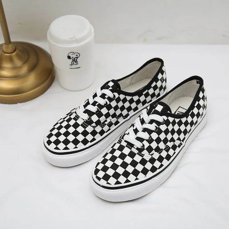 Custom printed cheap classic fashion casual black breathable flat rubber sole high top slip on canvas sneakers shoes for mens
Custom printed cheap classic fashion casual black breathable flat rubber sole high top slip on canvas sneakers shoes for mens