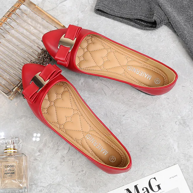 Fashion style big size flat shoes for women sexy ladies pointed toe flat shoes women leather office flat shoes, Color swatch availble 
Fashion style big size flat shoes for women sexy ladies pointed toe flat shoes women leather office flat shoes, Color swatch availble