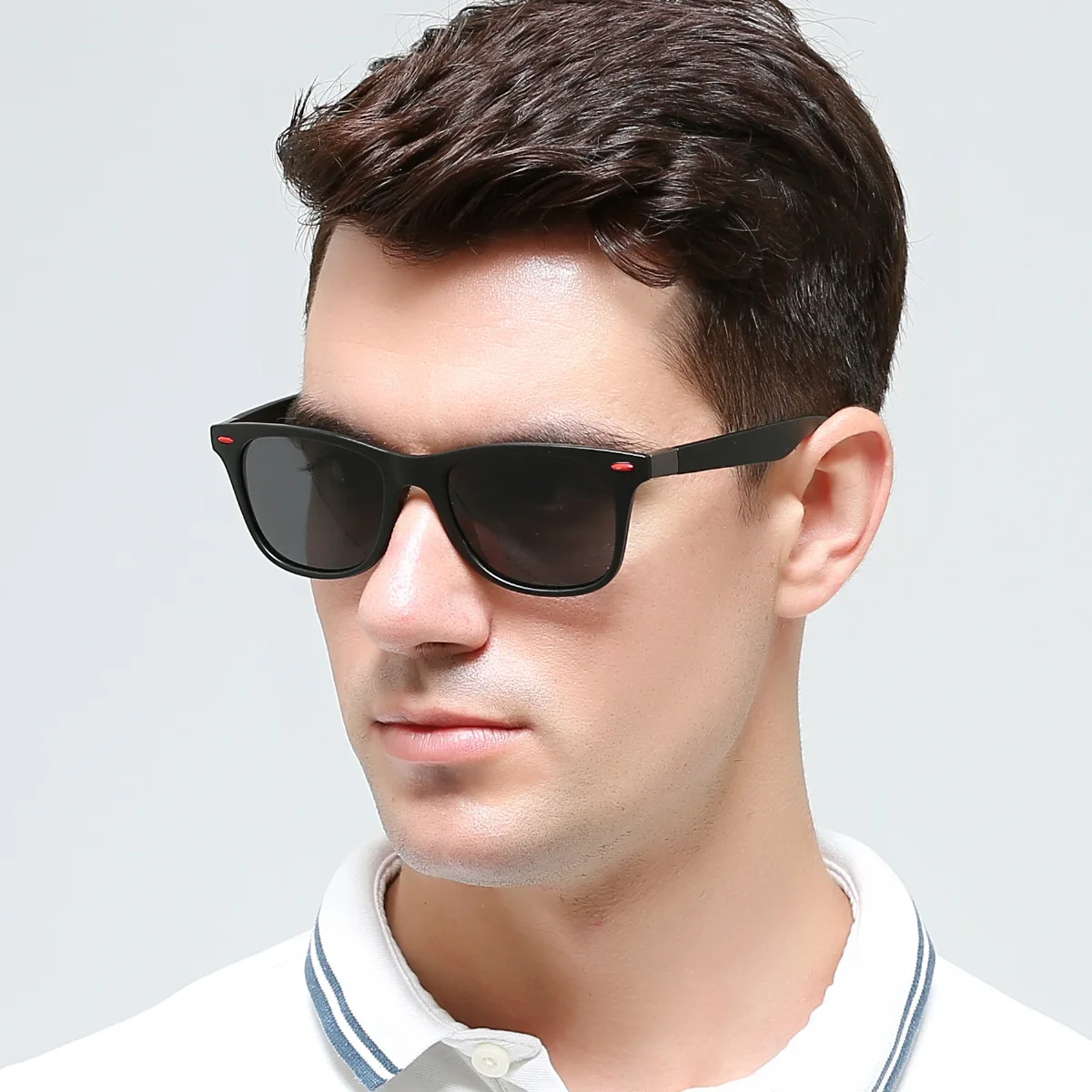 Wholesale 2021 Newest Trendy Vintage Custom Logo Luxurious Polarized Driving Sunglasses Mens River For Mens
Wholesale 2021 Newest Trendy Vintage Custom Logo Luxurious Polarized Driving Sunglasses Mens River For Mens