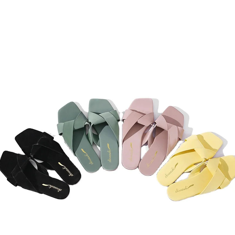 Summer women sandals female fashion comfortable soft cross strap flat bottom sandals and slippers women wear
Summer women sandals female fashion comfortable soft cross strap flat bottom sandals and slippers women wear