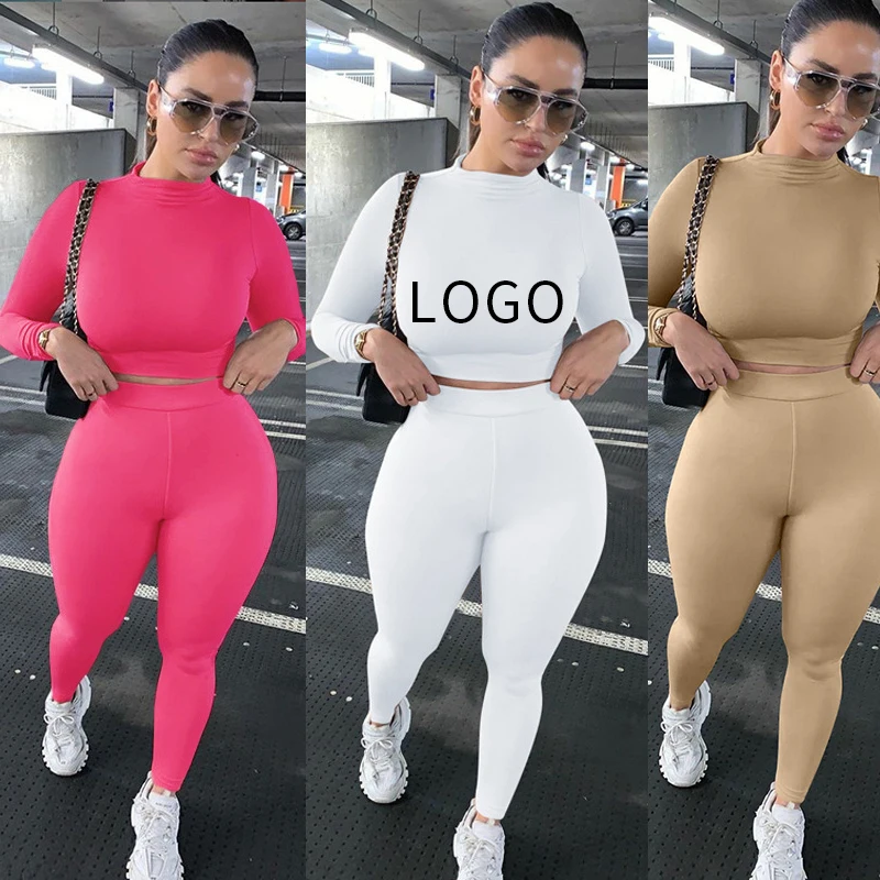 Custom Two Piece Ladies Tracksuit Sweatsuit Set 2 Piece Crop Top Track Sweat Suit Set For Women
Custom Two Piece Ladies Tracksuit Sweatsuit Set 2 Piece Crop Top Track Sweat Suit Set For Women