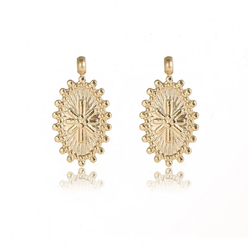Gold-plated stainless steel oval carved necklace accessories pendant necklace female fashion simple accessories
Gold-plated stainless steel oval carved necklace accessories pendant necklace female fashion simple accessories