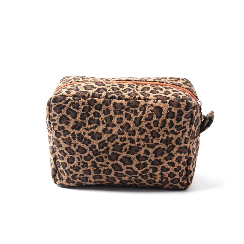 Wholesale Leopard Cheetah Clutches Makeup Case Toilet Travel Accessories Cosmetic Bags Clutch
Wholesale Leopard Cheetah Clutches Makeup Case Toilet Travel Accessories Cosmetic Bags Clutch