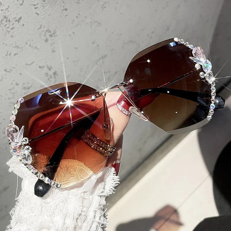 New Sunglasses Arrivals 2023 Women Fashion Sunglasses Sun Glasses Vintage Retro Luxury Sunglasses
New Sunglasses Arrivals 2023 Women Fashion Sunglasses Sun Glasses Vintage Retro Luxury Sunglasses