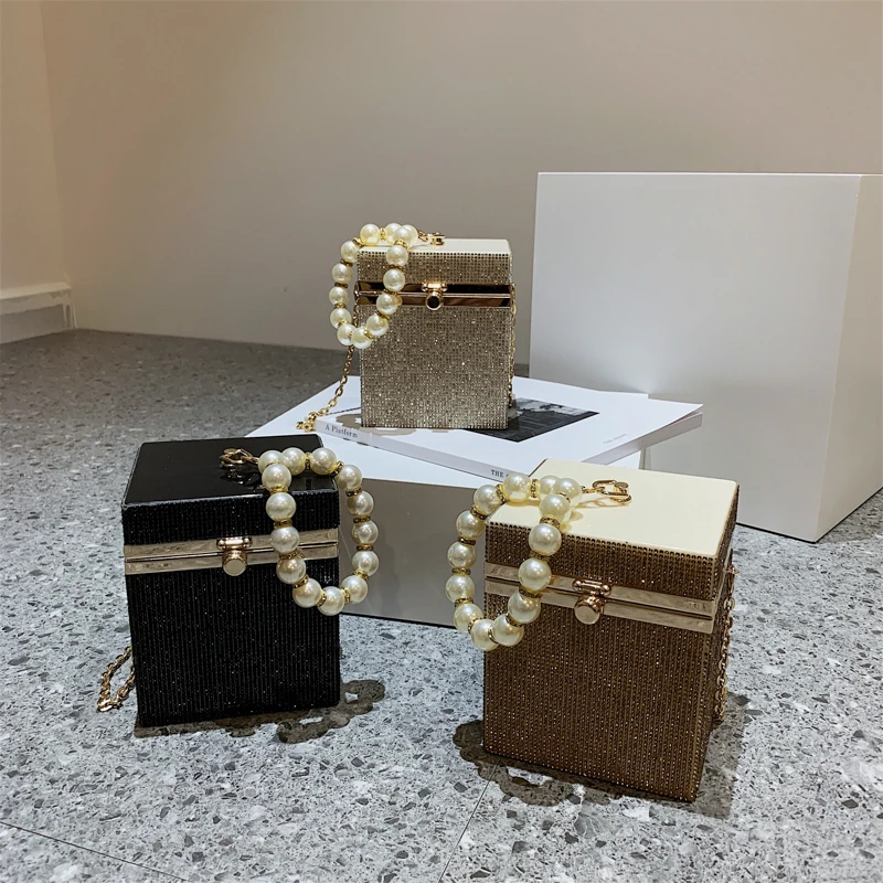 New square pvc dinner bag full of diamond box ladies handbag shoulder bag, Black silver golden
New square pvc dinner bag full of diamond box ladies handbag shoulder bag, Black silver golden