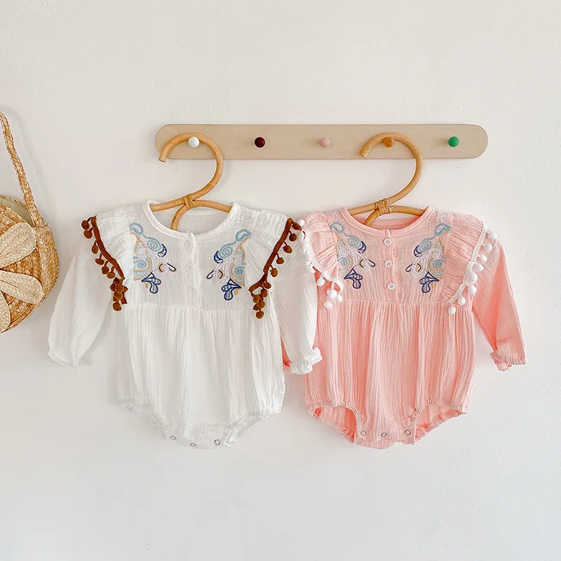 2020 baby girls autumn romper 100-day clothes embroidered long-sleeved double-sided cotton triangle haha skirt climbing clothes
2020 baby girls autumn romper 100-day clothes embroidered long-sleeved double-sided cotton triangle haha skirt climbing clothes