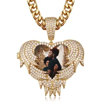 2019 Hot Sale Custom Photo Heart Shape Pendant Necklace Bling Cubic Zirconia with Tennis Chain Hip hop Jewelry
2019 Hot Sale Custom Photo Heart Shape Pendant Necklace Bling Cubic Zirconia with Tennis Chain Hip hop Jewelry