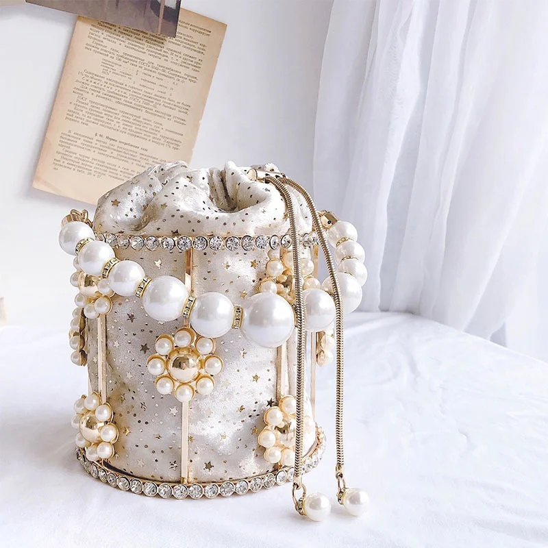 New arrival Retro Pearls and diamonds women handbags fashion style evening bags wholesale
New arrival Retro Pearls and diamonds women handbags fashion style evening bags wholesale