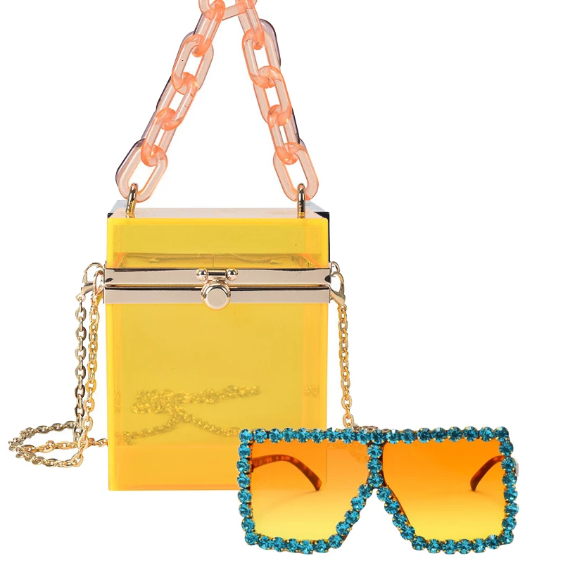 2021 fashion acrylic clutch match sun glasses women acrylic crystal wedding party evening bag clear acrylic purse, 10 colors
2021 fashion acrylic clutch match sun glasses women acrylic crystal wedding party evening bag clear acrylic purse, 10 colors