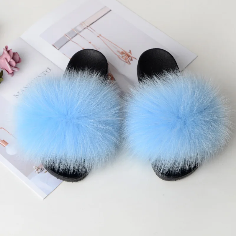 new hot sale fur slippers and purse set 2021 fur slipper blue fur slippers, Customized color
new hot sale fur slippers and purse set 2021 fur slipper blue fur slippers, Customized color