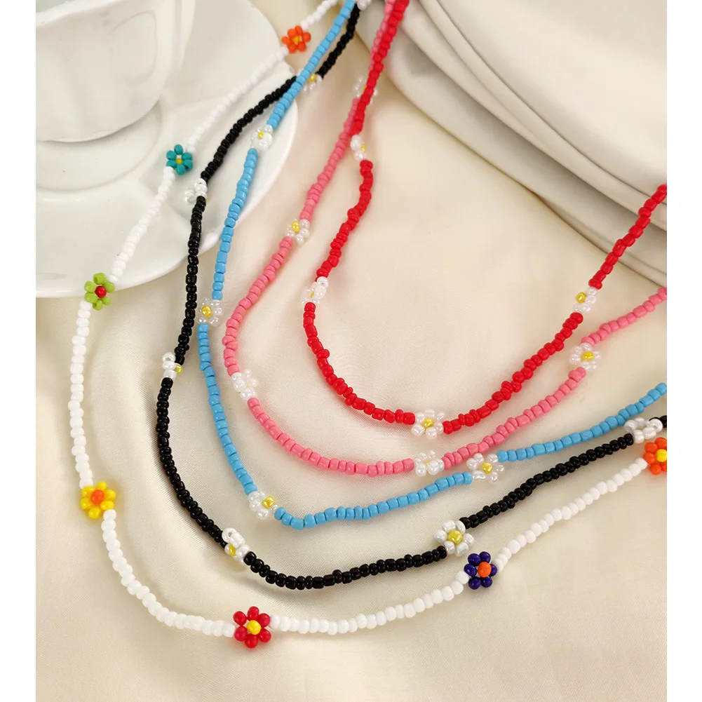 Cute Fashionable Rainbow Color Beaded Glass Chain For Women Pearl Rice Bead Flower Glass Chain, Gold plated
Cute Fashionable Rainbow Color Beaded Glass Chain For Women Pearl Rice Bead Flower Glass Chain, Gold plated