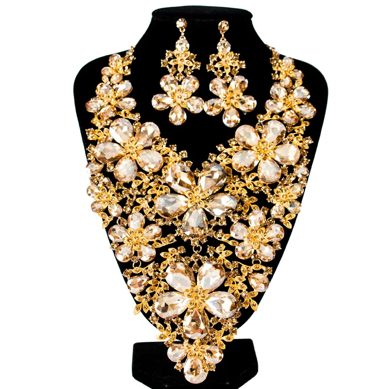Nigerian beads necklace jewelry for party wedding jewelry Austrian crystal necklace and earrings, Picture shows
Nigerian beads necklace jewelry for party wedding jewelry Austrian crystal necklace and earrings, Picture shows