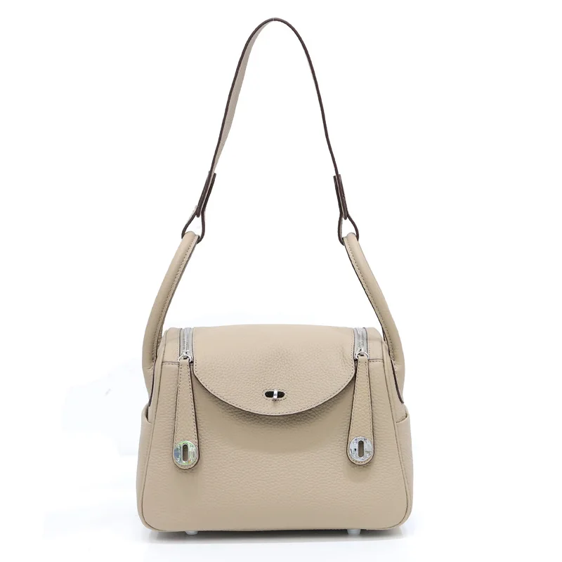 First Layer Cowhide Pillow Bag Fashion All-match Soft Leather Shoulder Handbag, Any color is avaliable
First Layer Cowhide Pillow Bag Fashion All-match Soft Leather Shoulder Handbag, Any color is avaliable