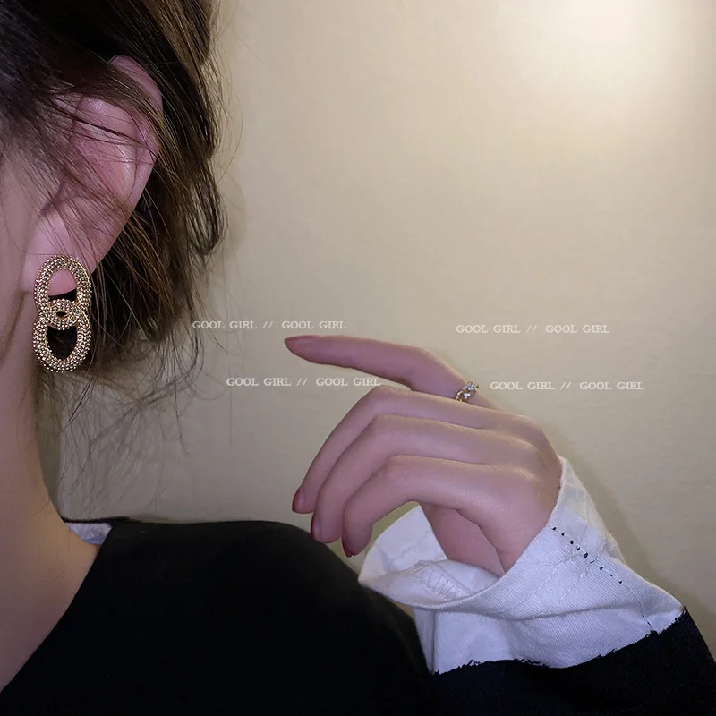 Simple Style Number Eight Drop Earrings 925 Sterling Silver Needle Double Circle Drop Earrings
Simple Style Number Eight Drop Earrings 925 Sterling Silver Needle Double Circle Drop Earrings