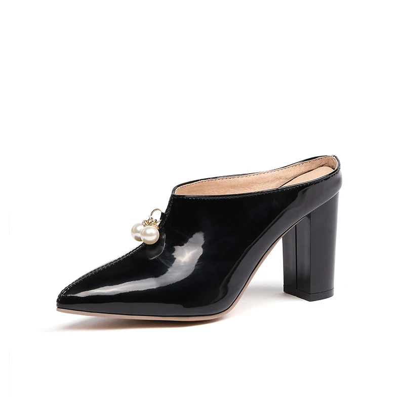 Black/Red/Yellow Patent Leather Block Heel With Pearl Ladies Pointed Toe Commuter Mules
Black/Red/Yellow Patent Leather Block Heel With Pearl Ladies Pointed Toe Commuter Mules