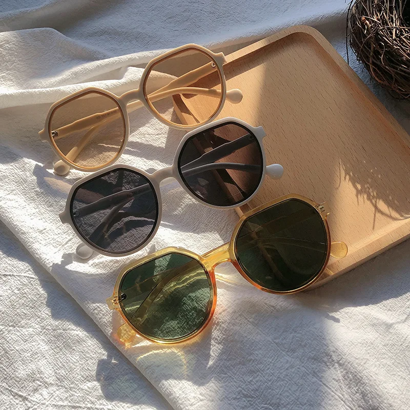 Women 2021 New Fashion Sunglasses Wholesale Sunglasses Oversized Sunglasses Women, 7 colors
Women 2021 New Fashion Sunglasses Wholesale Sunglasses Oversized Sunglasses Women, 7 colors