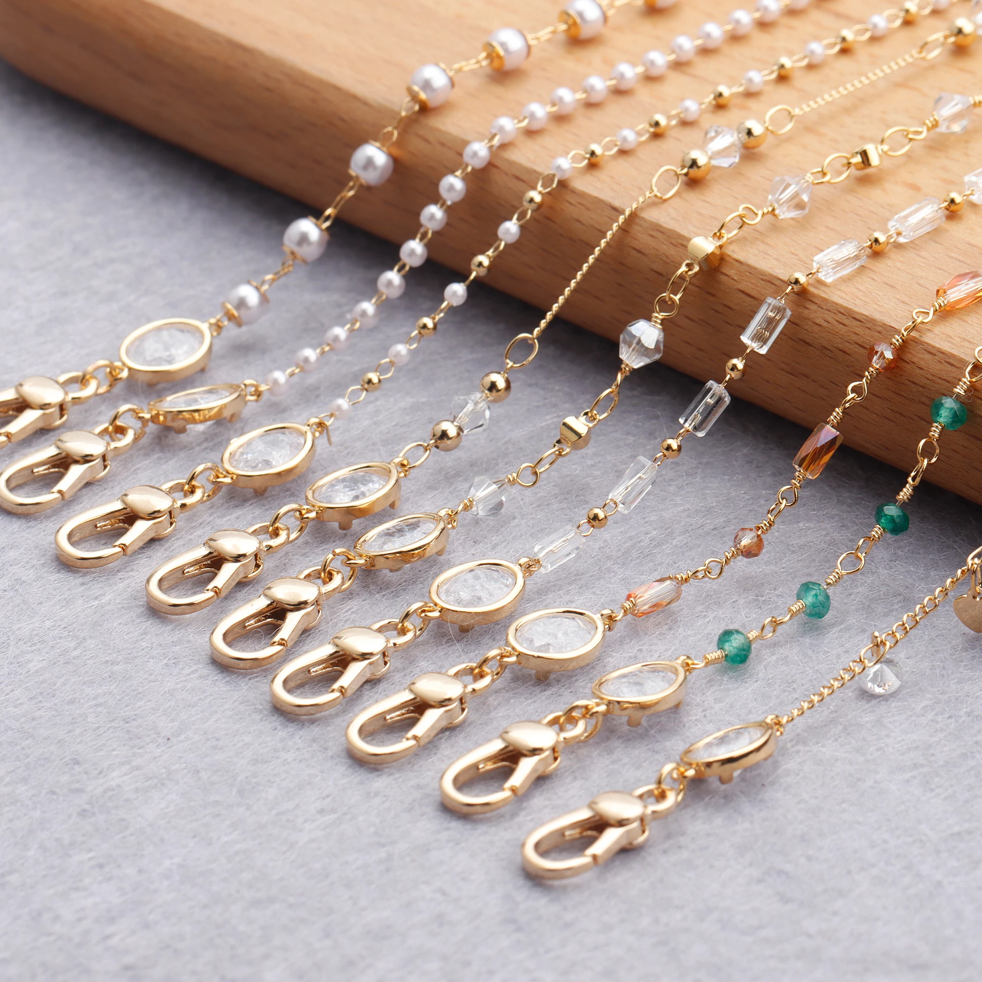 M825 Fashion Metal Plastic Pearl Eyeglasses Chain For Women Girls Jewelry Gift 1pcs/lot
M825 Fashion Metal Plastic Pearl Eyeglasses Chain For Women Girls Jewelry Gift 1pcs/lot
