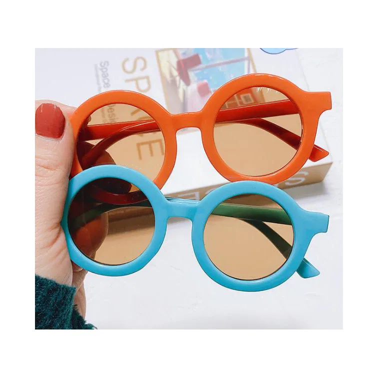 TY0495 Latest Fashion Children Eyewear Cute Baby Sun Glasses Boys Girls Sun Shades Lovely Retro Round Shape Cool Kids Sunglasses
TY0495 Latest Fashion Children Eyewear Cute Baby Sun Glasses Boys Girls Sun Shades Lovely Retro Round Shape Cool Kids Sunglasses