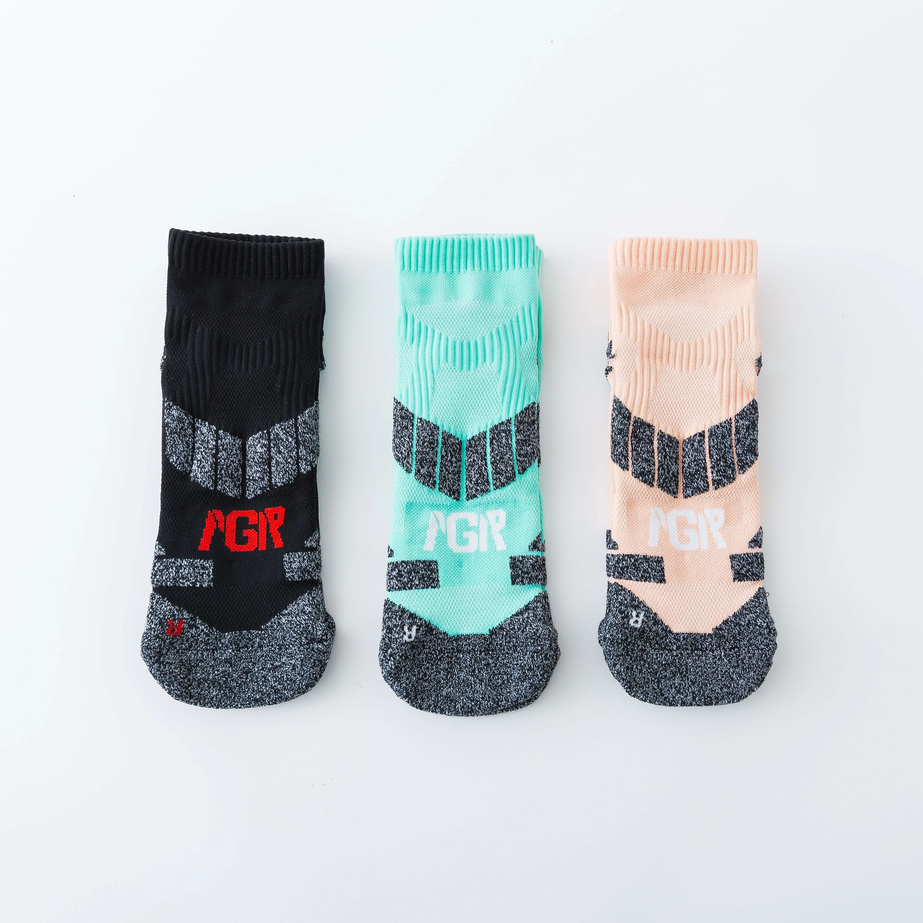 New High Fashion Unisex Custom Logo Waterproof Breathable Non Slip Running Football Grip Socks
New High Fashion Unisex Custom Logo Waterproof Breathable Non Slip Running Football Grip Socks