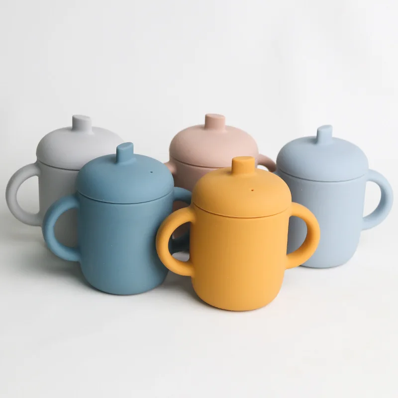 2021 BPA Free latest design Children silicone cup with straw baby silicone sippy cup
2021 BPA Free latest design Children silicone cup with straw baby silicone sippy cup
