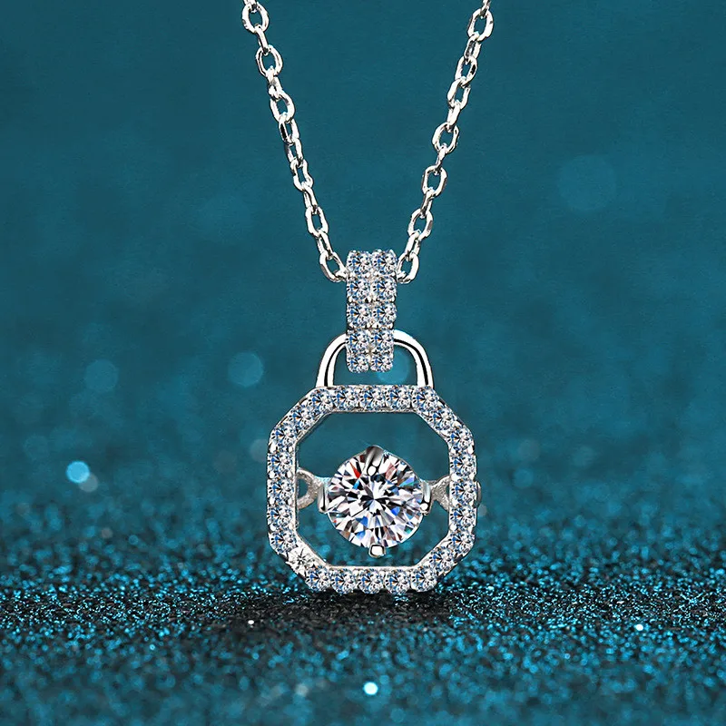 Silver 925 Original Diamond Test Past Brilliant Cut 0.3 Carat D Color Moissanite Lock Shape Pendant Necklace Gemstone Jewelry
Silver 925 Original Diamond Test Past Brilliant Cut 0.3 Carat D Color Moissanite Lock Shape Pendant Necklace Gemstone Jewelry