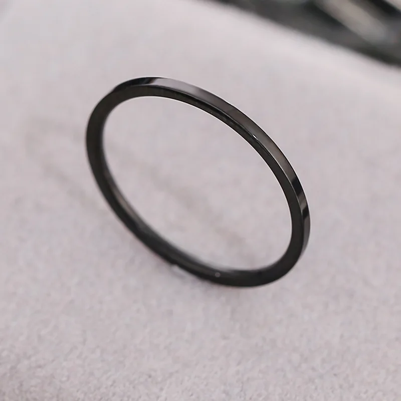 Vintage Black Simple Thin Stainless Steel Ring Smooth Reflective Fashion Finger Circle For Women Ring Jewelry 2021 New
Vintage Black Simple Thin Stainless Steel Ring Smooth Reflective Fashion Finger Circle For Women Ring Jewelry 2021 New