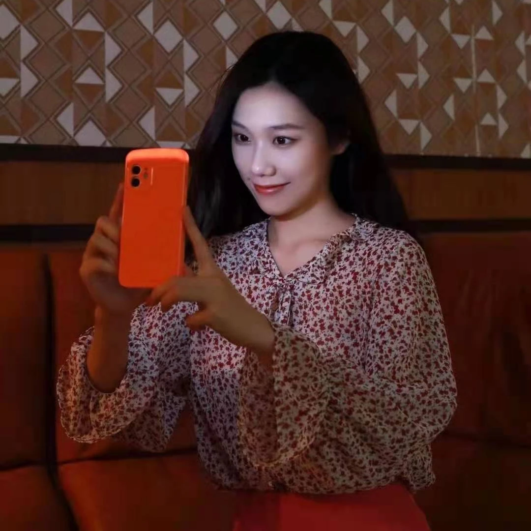 2021 new smart fill light with three light effect adjustment and burst mode for iPhone12promax mobile phone case, 5 colors
2021 new smart fill light with three light effect adjustment and burst mode for iPhone12promax mobile phone case, 5 colors