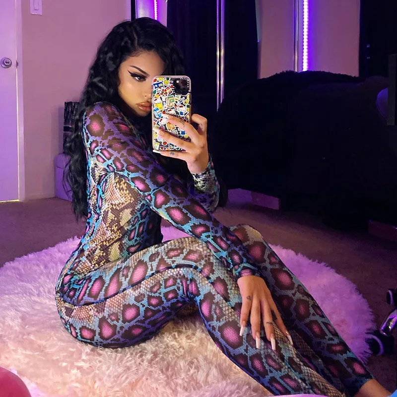 Top Sellers Long Sleeve Tie Dye Printed One Piece Jumpsuits Fashion Casual Yoga Jogger Rompers for Women and Ladies
Top Sellers Long Sleeve Tie Dye Printed One Piece Jumpsuits Fashion Casual Yoga Jogger Rompers for Women and Ladies