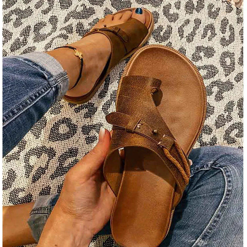 Factory Direct Sale Ladies Summer Sandals Solid Color Plus Size Flip Flops Flat Bottom Ladies Slippers
Factory Direct Sale Ladies Summer Sandals Solid Color Plus Size Flip Flops Flat Bottom Ladies Slippers