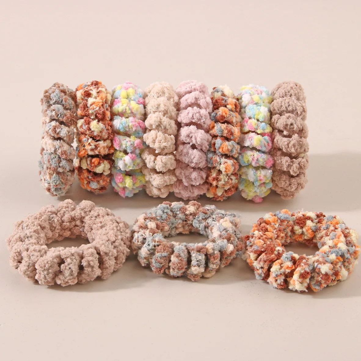 Autumn and Winter new plush telephone line hair tie elastic hair rope women's seamless ponytail holder hair tie
Autumn and Winter new plush telephone line hair tie elastic hair rope women's seamless ponytail holder hair tie