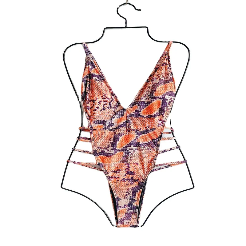 One-piece swimsuit snake pattern bikini new swimsuit European and American backless swimwear beach bikini
One-piece swimsuit snake pattern bikini new swimsuit European and American backless swimwear beach bikini