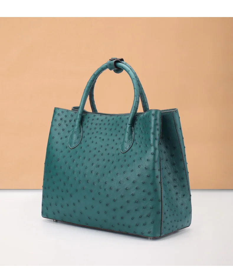Exquisite High quality All seasons Genuine Leather Handbag tote big size ostrich leather, Accept custom made
Exquisite High quality All seasons Genuine Leather Handbag tote big size ostrich leather, Accept custom made